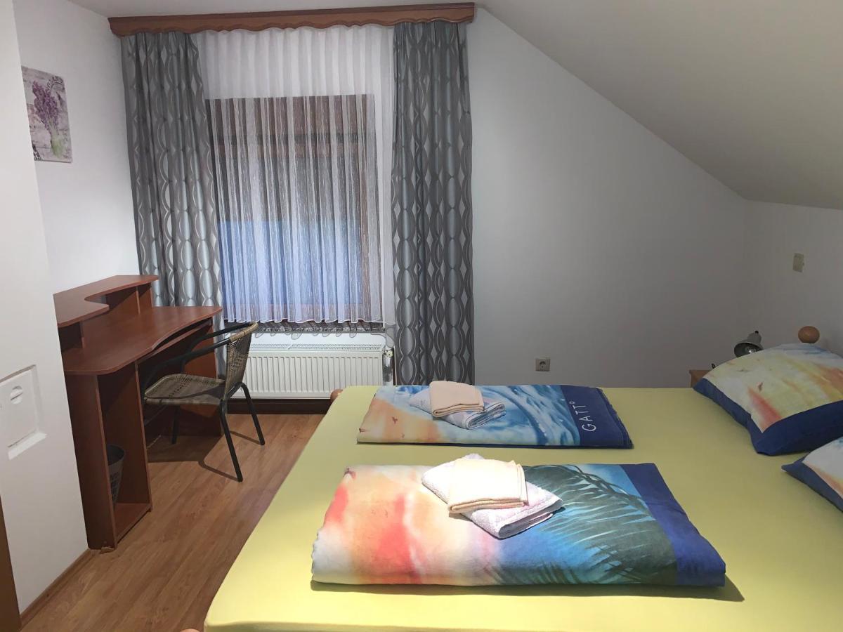 Apartman Patrik 슬루니 외부 사진