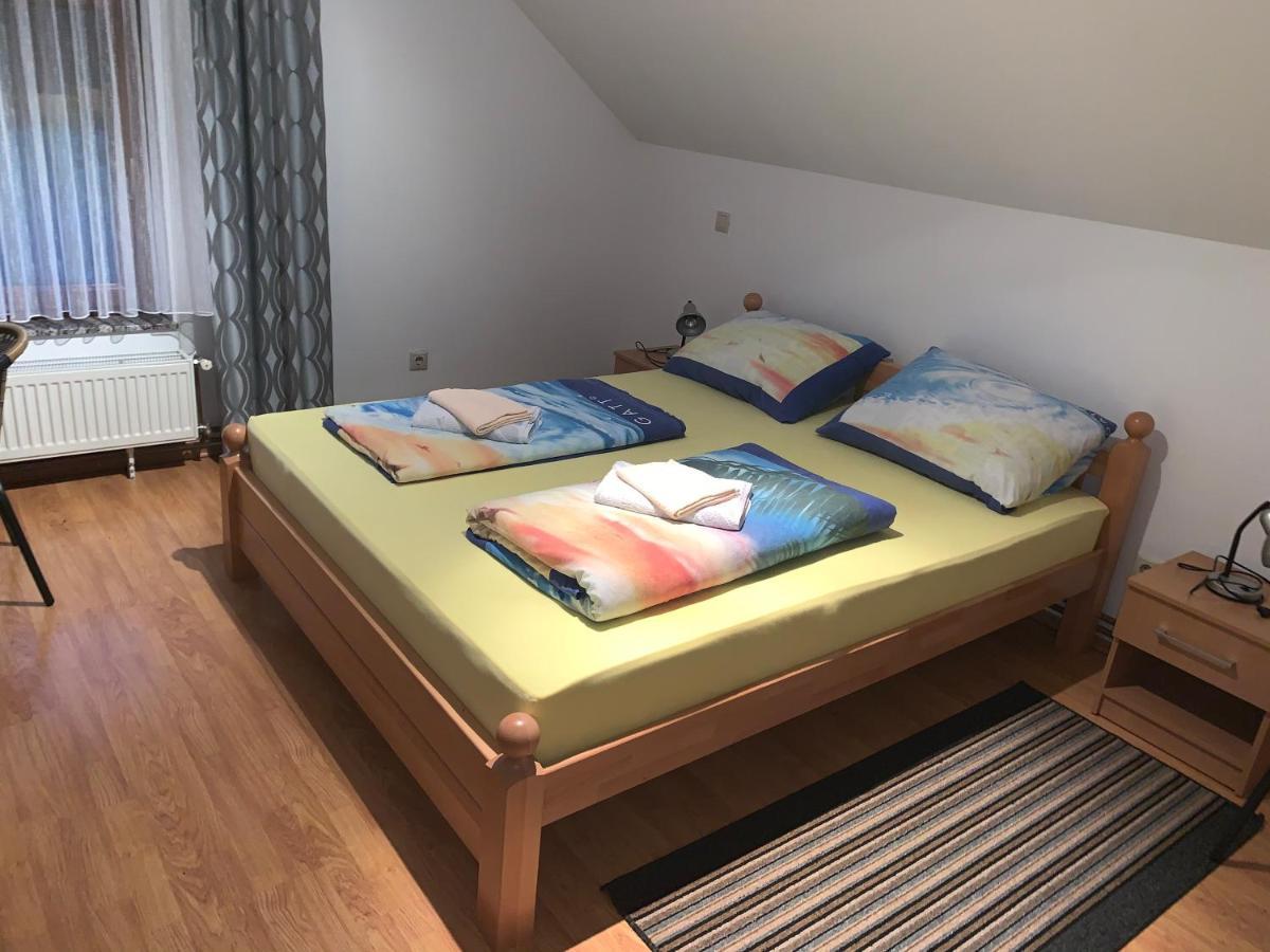 Apartman Patrik 슬루니 외부 사진